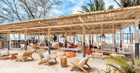 hotel-friday_attitude-ile-maurice-we-beach-bar