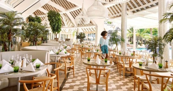 hotel-lux-grand-gaube-ile-maurice-the-palm-court-02_1749832578