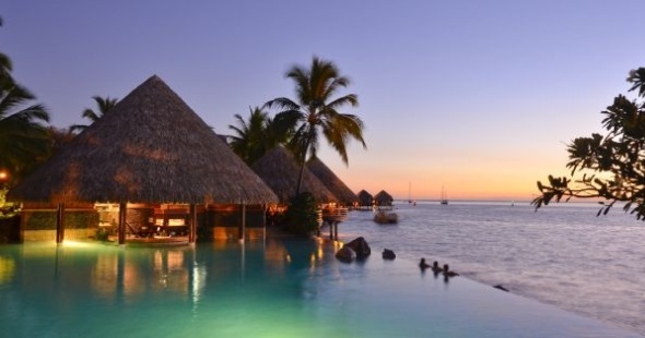 ic-tahiti---the-sand-bottom-swimming-pool2_5811194959_o