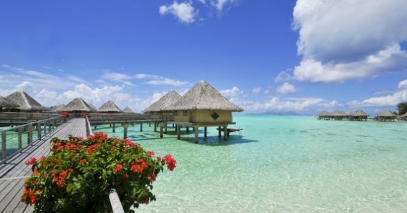 intercontinental-bora-bora--le-moana-resort-pontoon_5783820784_o
